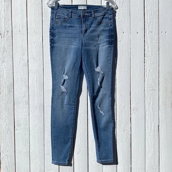 Jolt Jeans - Picture 1 of 5